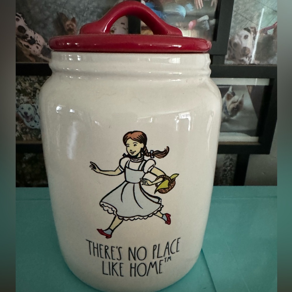 Rae Dunn Wizard of Oz Canister - Picture 1 of 1